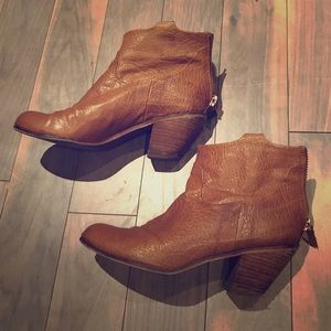 Sam Edelman Sz 10 heeded brown booties